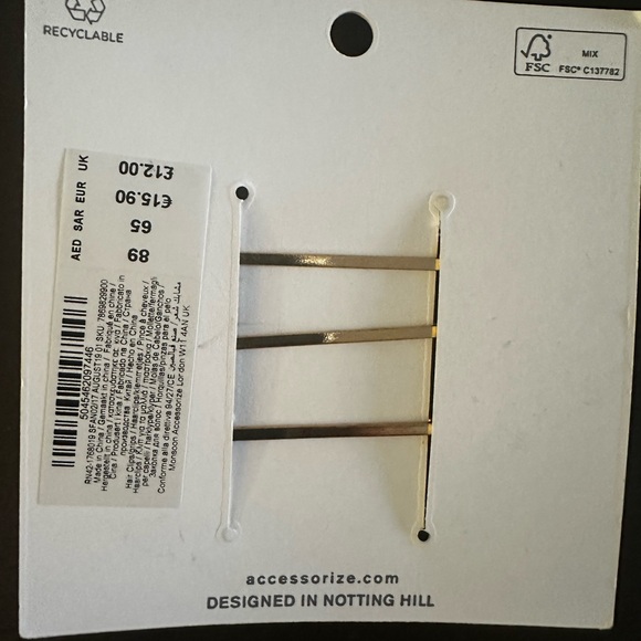 Accessories bundle ( Hair accessories & bracelet) 
Accessorize Angels & Monsoon - Picture 4 of 9